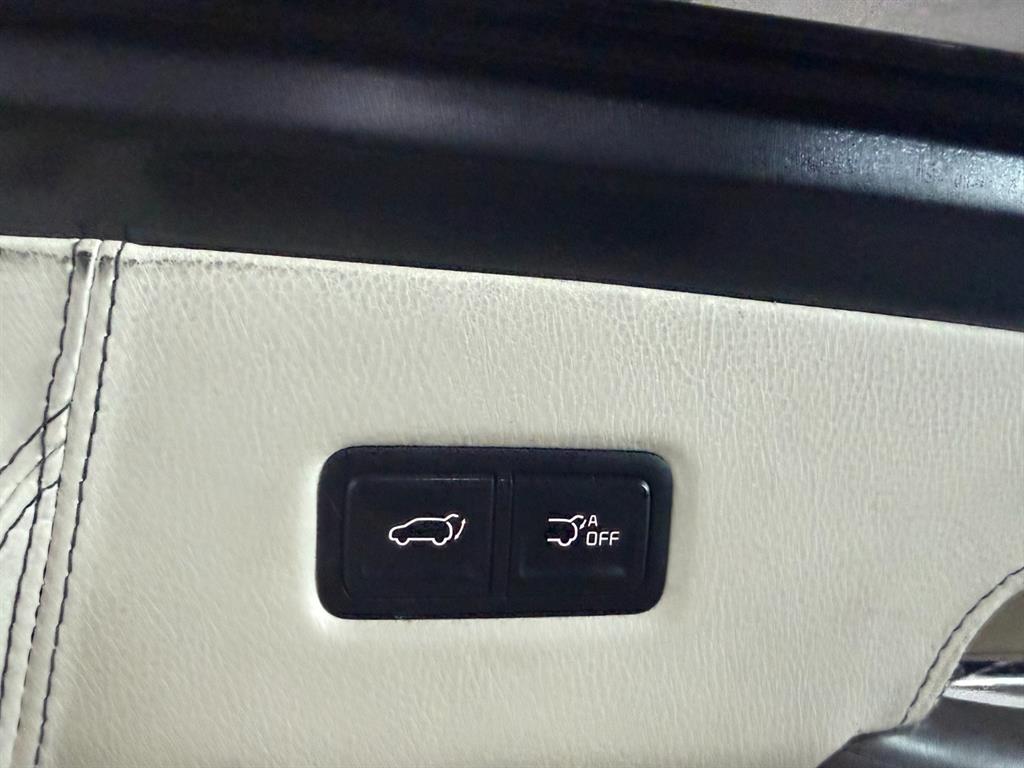 KIA Carnival - Vista 8