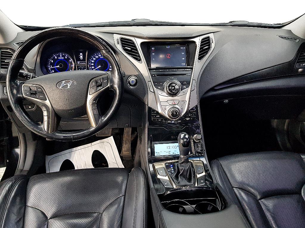 HYUNDAI Grandeur - Vista 5