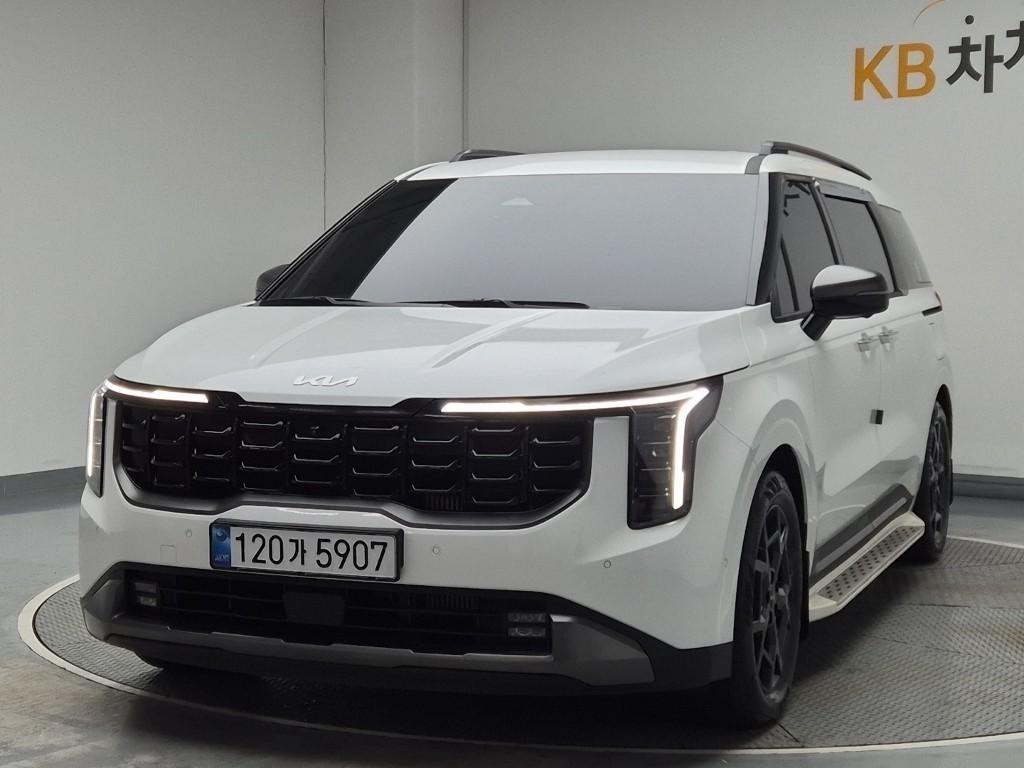 KIA Carnival 2025 Blanco - Importación desde Corea - HF Imports Iquique - Foto 1