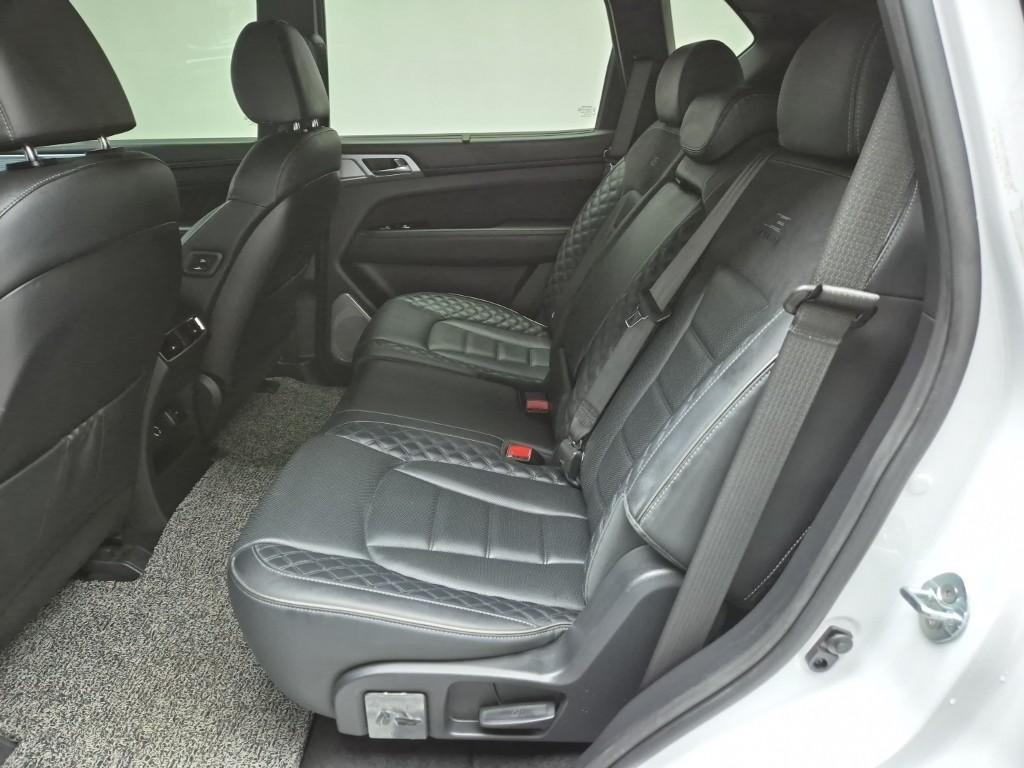 Ssangyong Rexton - Vista 12