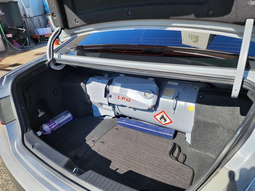 HYUNDAI Sonata - Vista 7