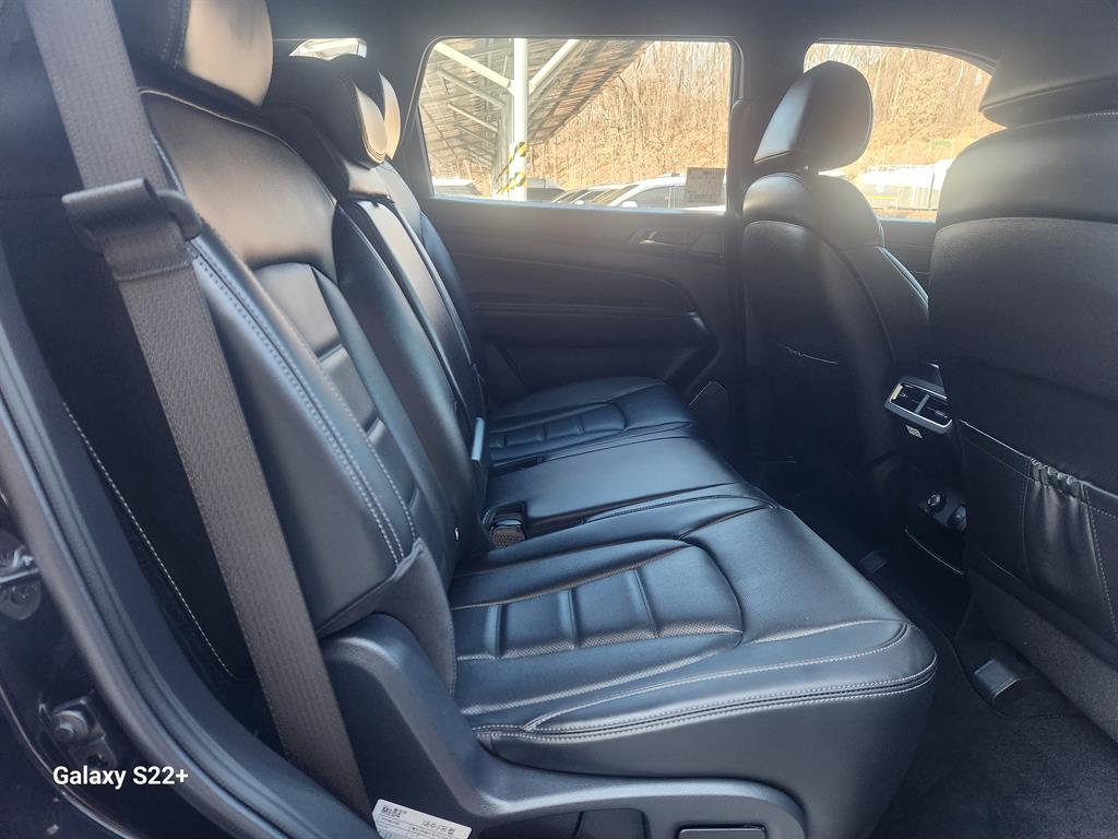 Ssangyong Rexton - Vista 10