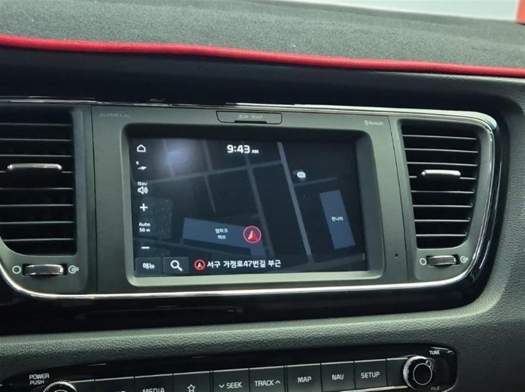 KIA Carnival 2019 the color of pearl - Importación desde Corea - HF Imports Iquique - Foto 14