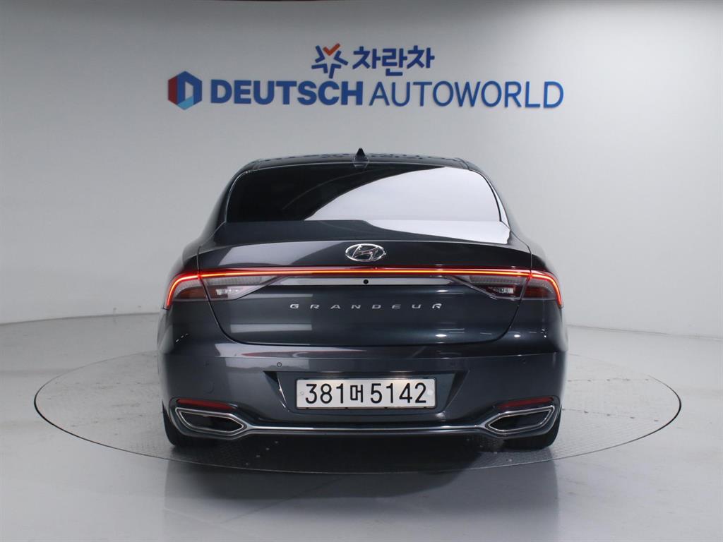 HYUNDAI Grandeur - Vista 4