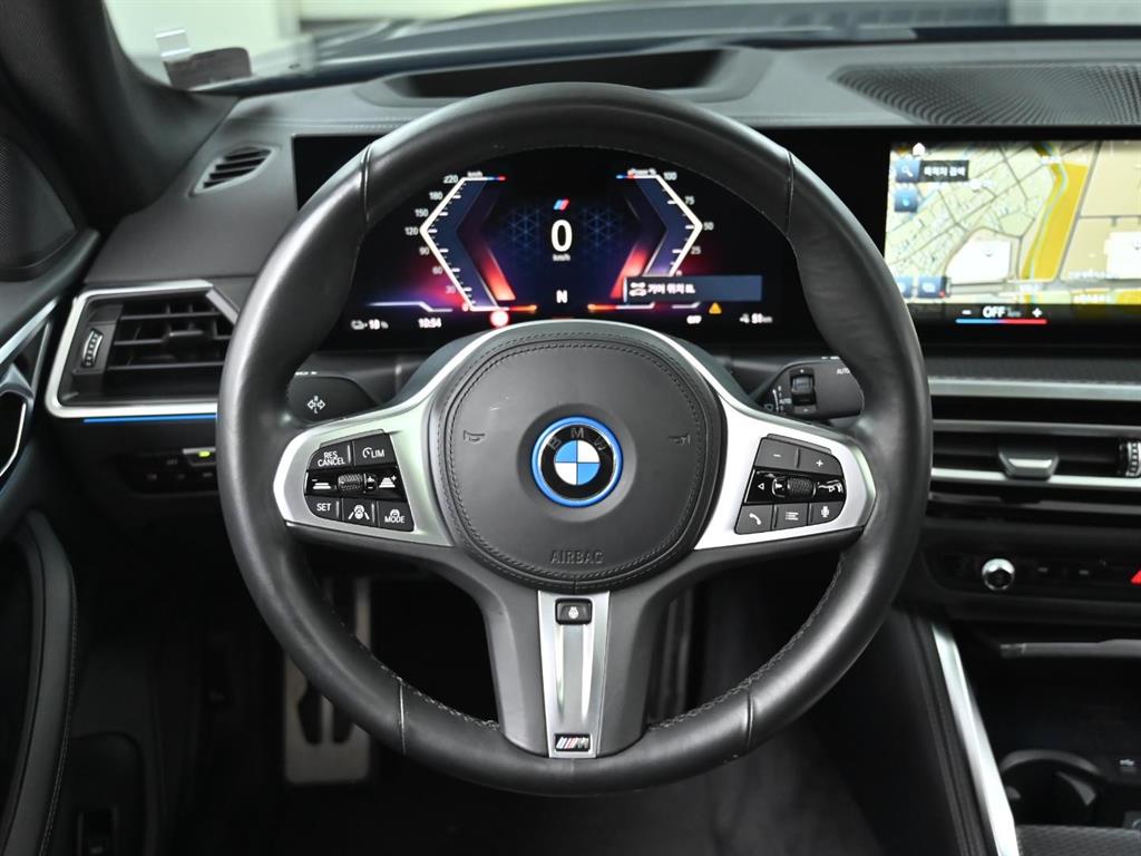 BMW i4 2022 Negro - Importación desde Corea - HF Imports Iquique - Foto 13