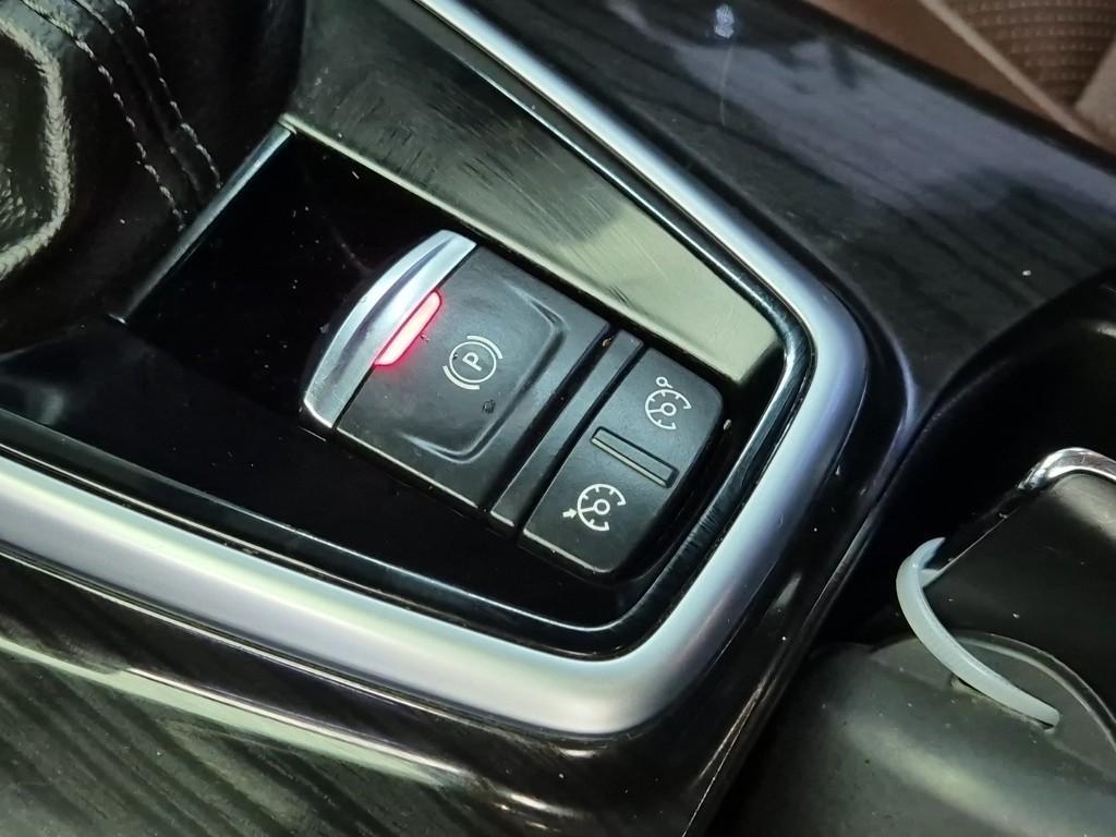 SAMSUNG QM6 - Vista 12