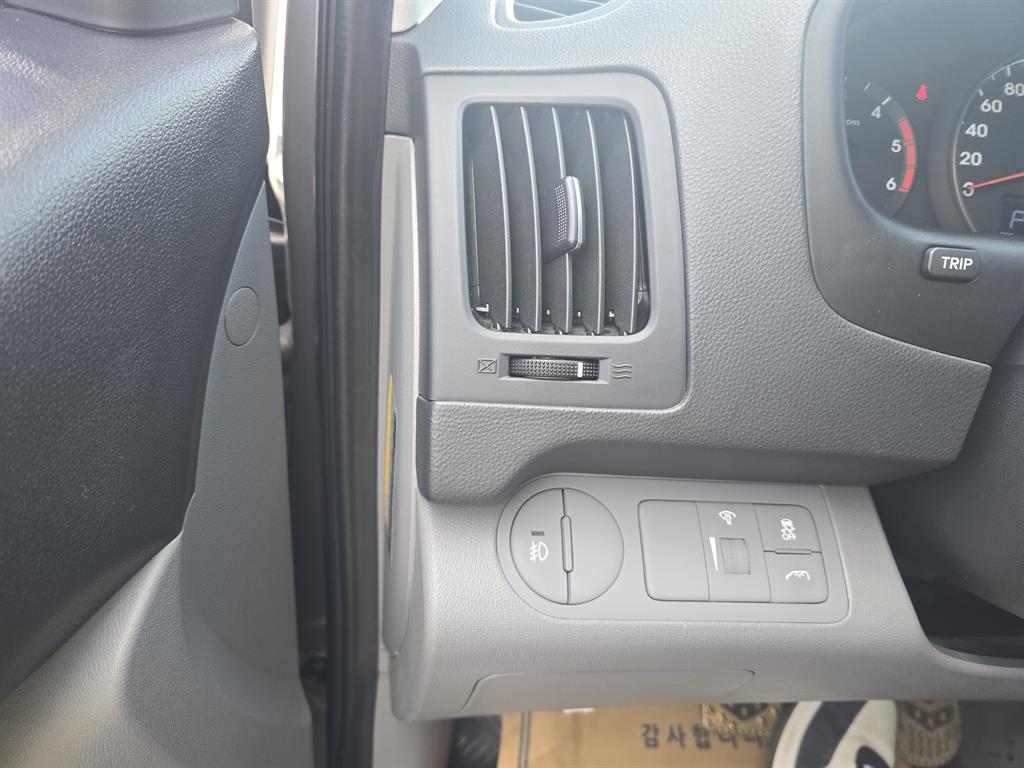 HYUNDAI Starex 2016 Gris - Importación desde Corea - HF Imports Iquique - Foto 14