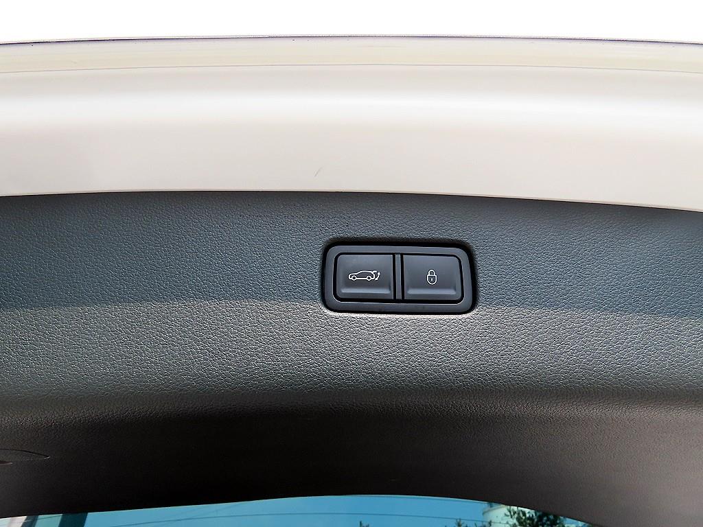 Genesis GV80 2025 Blanco - Importación desde Corea - HF Imports Iquique - Foto 17