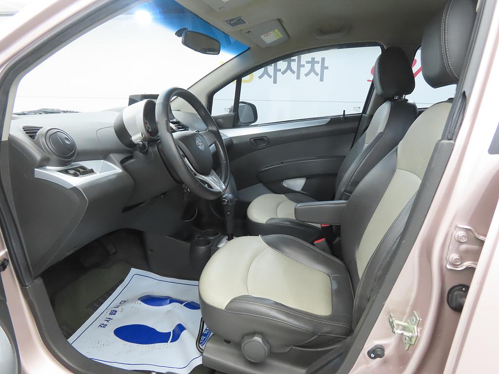 Chevrolet Spark - Vista 5