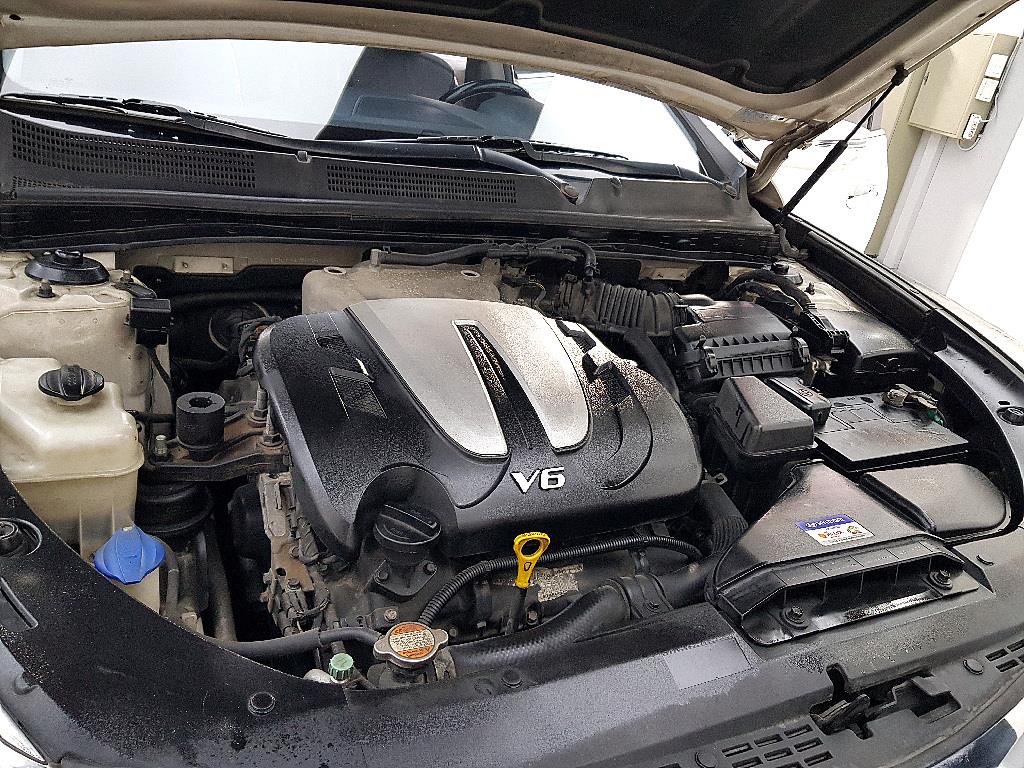 HYUNDAI Grandeur - Vista 6