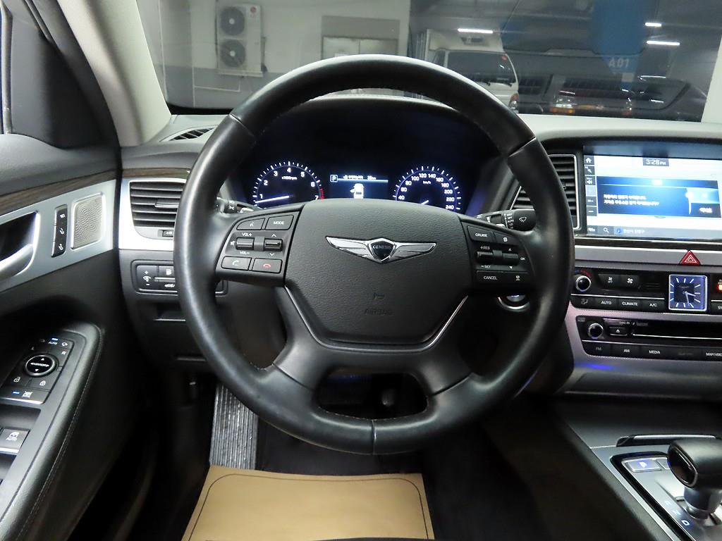 Genesis G80 - Vista 8