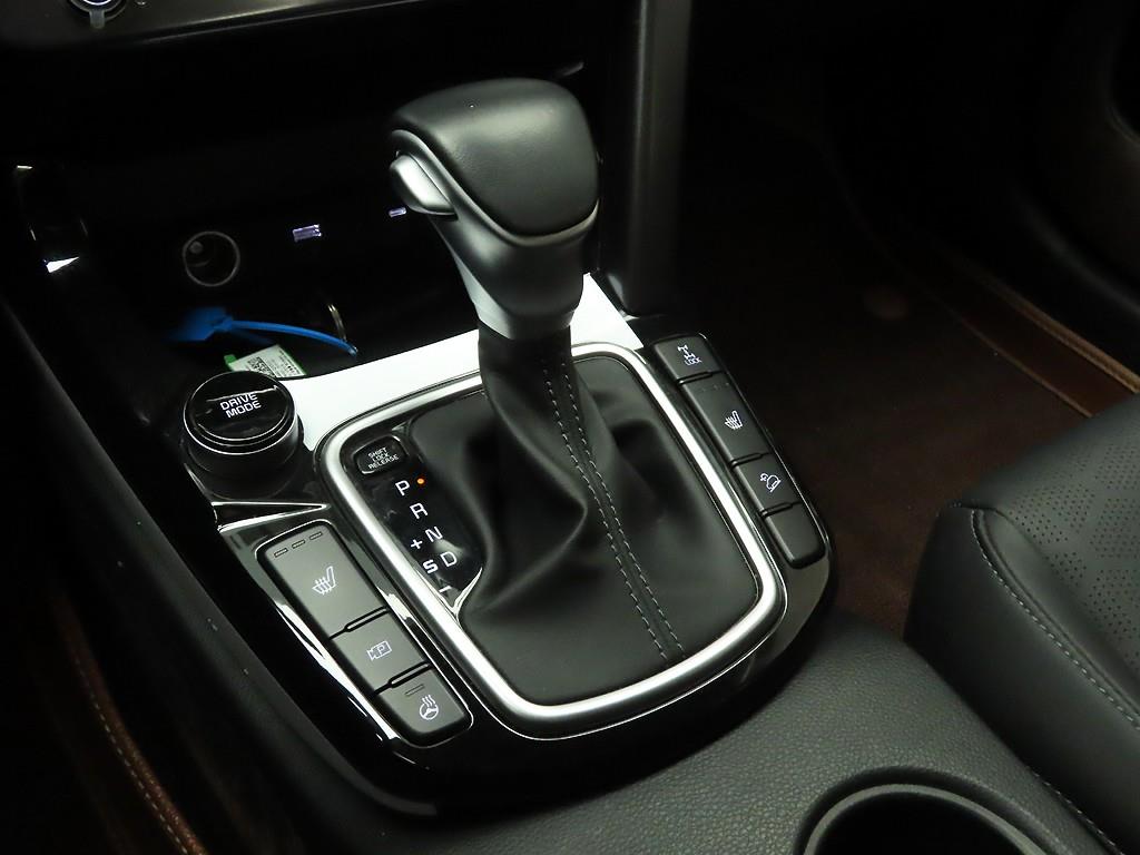 KIA Seltos - Vista 10