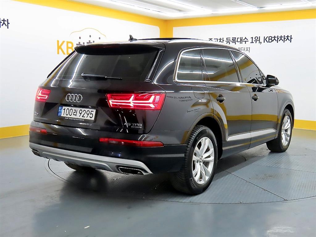 Audi Q7 - Vista 4