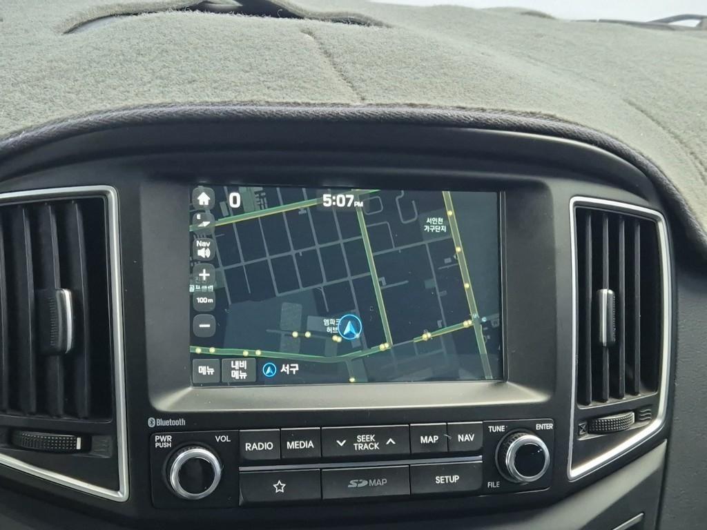 HYUNDAI Starex 2018 Negro - Importación desde Corea - HF Imports Iquique - Foto 13