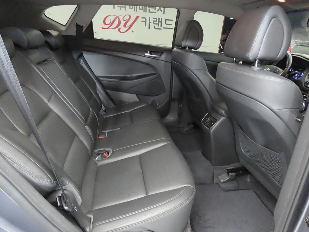 HYUNDAI Tucson - Vista 7