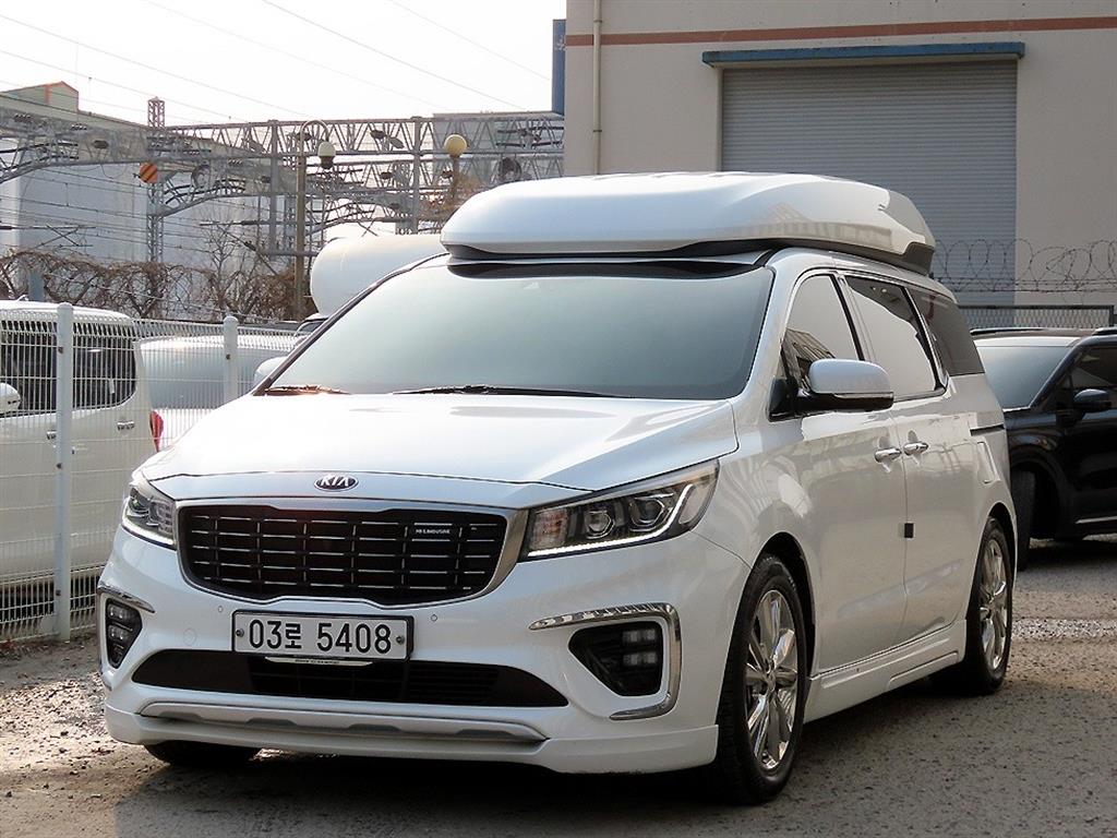 KIA Carnival - Vista 2