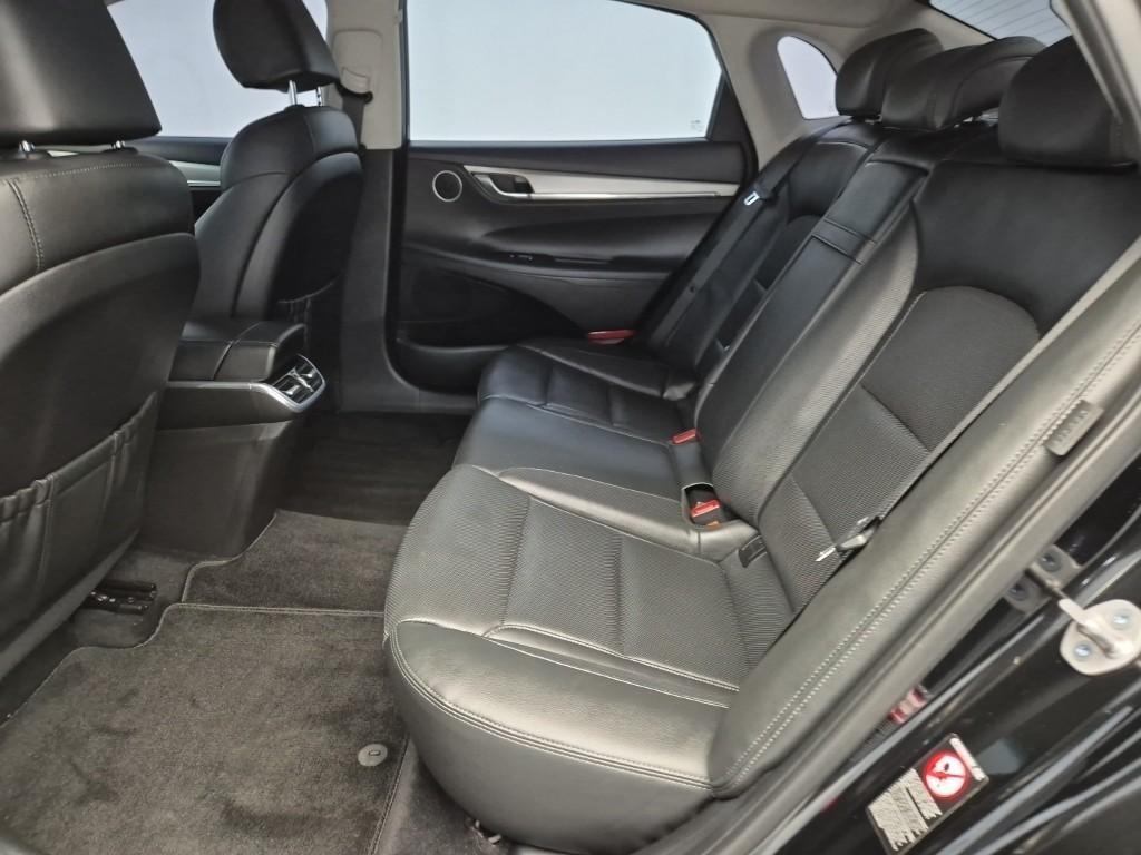 HYUNDAI Grandeur - Vista 12