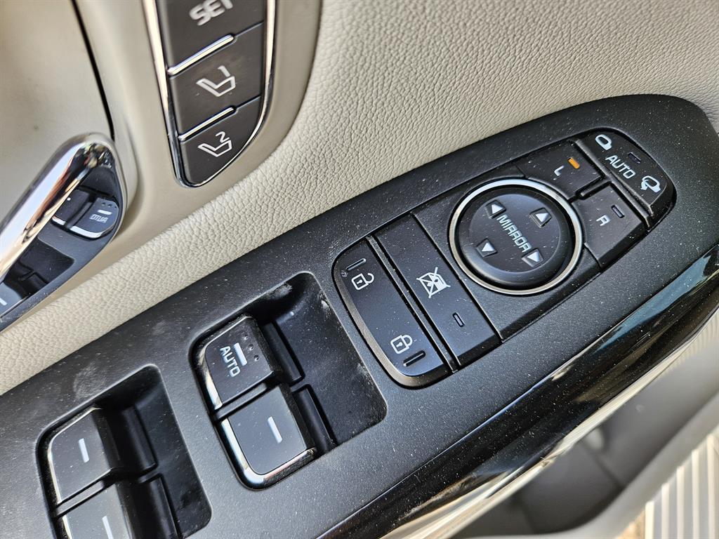 KIA Carnival - Vista 8