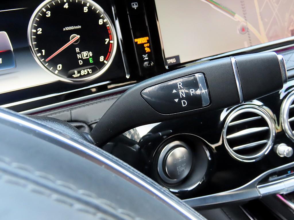 Mercedes Benz S Class - Vista 11