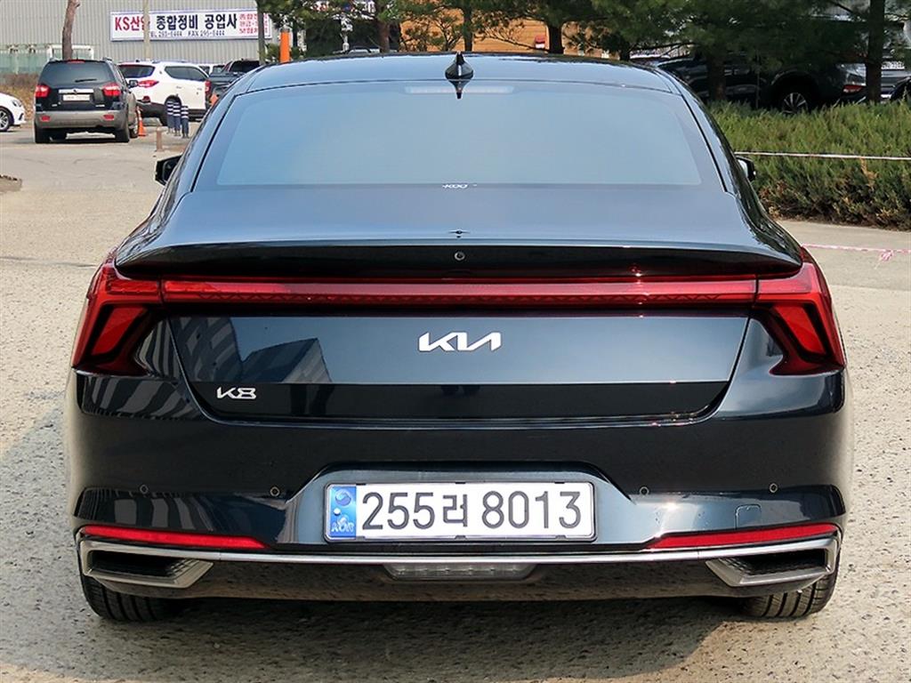 KIA K8 - Vista 3