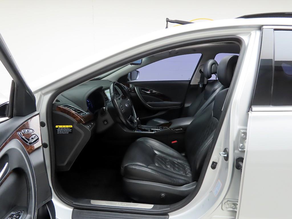 HYUNDAI Aslan - Vista 12