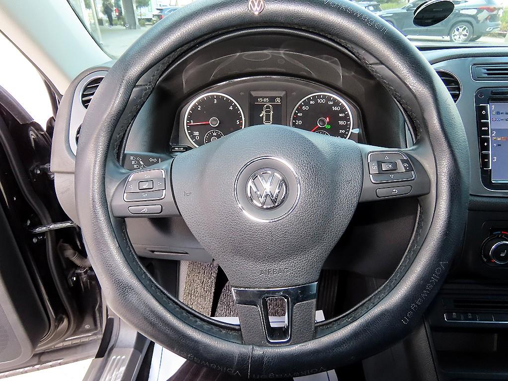Volkswagen Tiguan - Vista 8