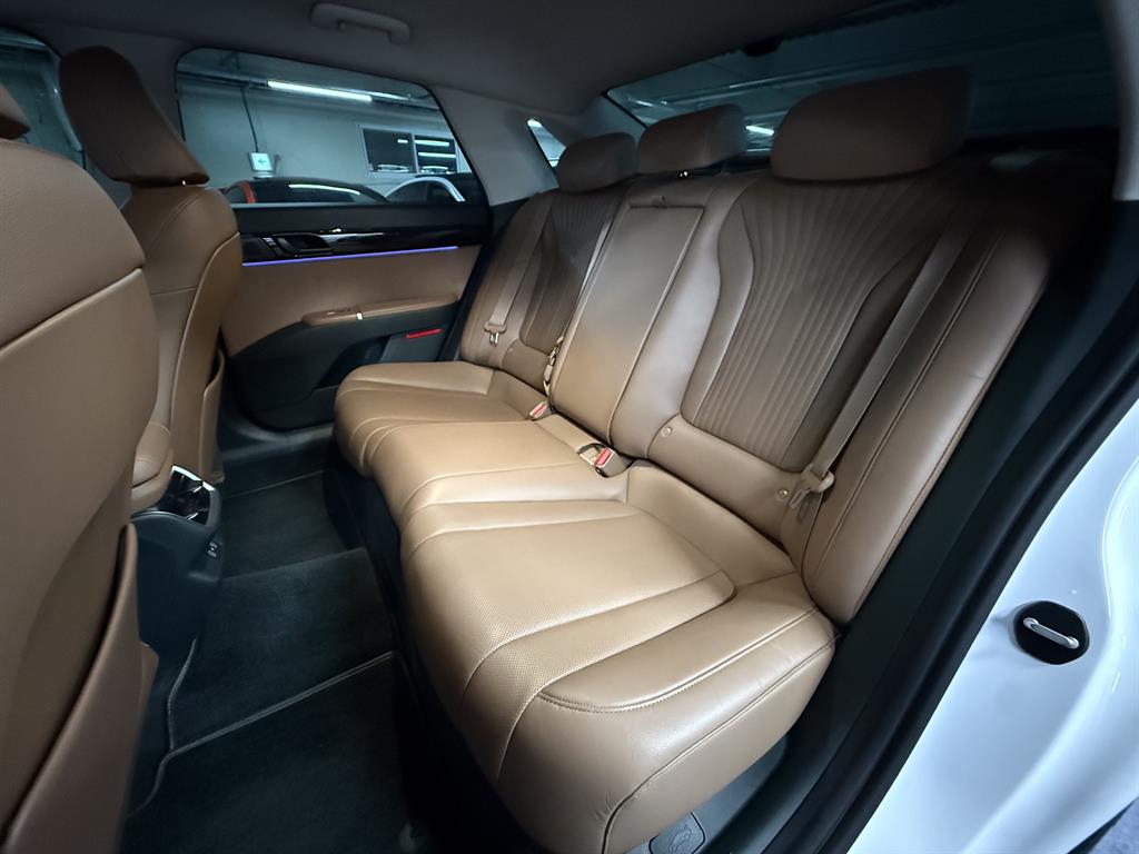 HYUNDAI Grandeur - Vista 7