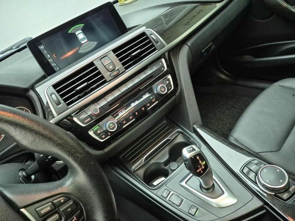 BMW 3 series 2016 Azul - Importación desde Corea - HF Imports Iquique - Foto 18