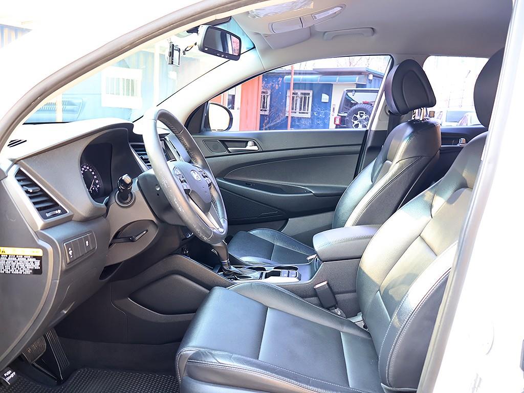 HYUNDAI Tucson 2017 Blanco - Importación desde Corea - HF Imports Iquique - Foto 11