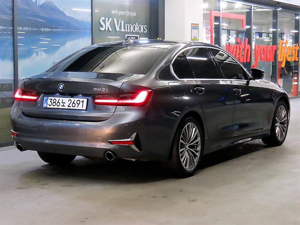 BMW 3 series - Vista 4
