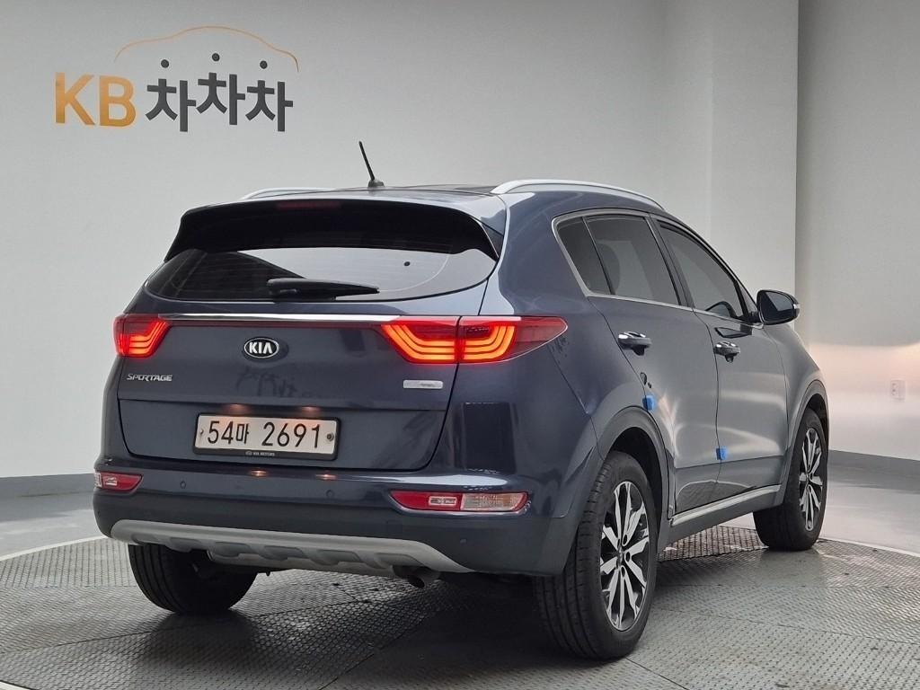 KIA Sportage - Vista 3