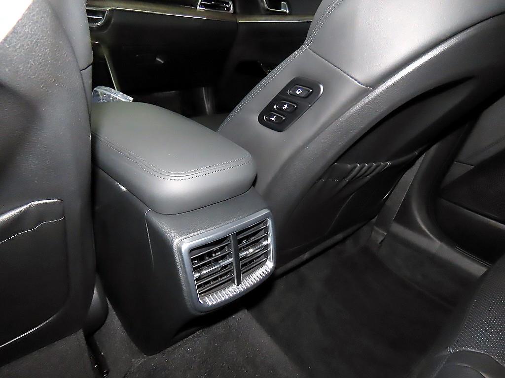 KIA K5 2023 Negro - Importación desde Corea - HF Imports Iquique - Foto 15