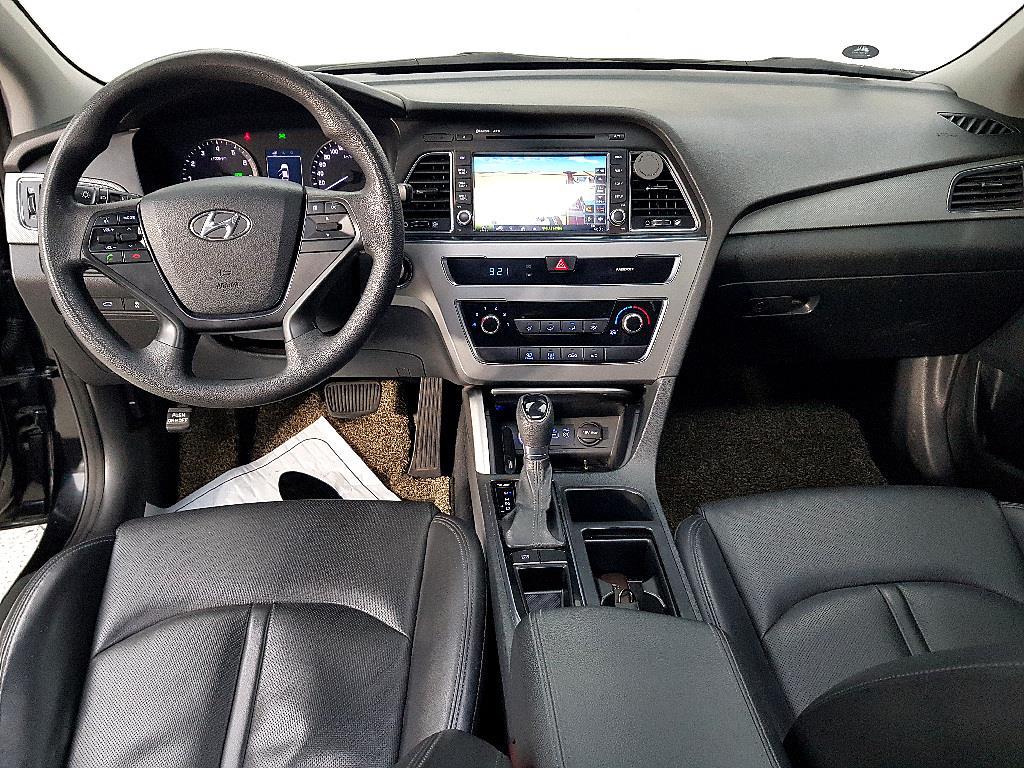 HYUNDAI Sonata - Vista 5