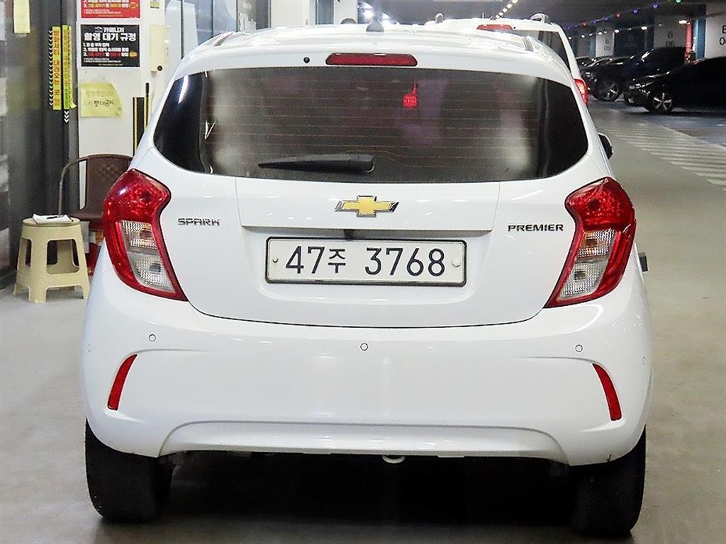 Chevrolet Spark - Vista 5