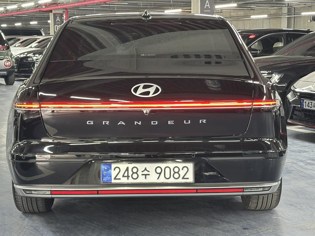 HYUNDAI Grandeur - Vista 3