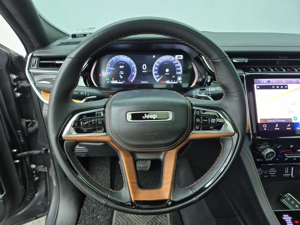 Jeep Cherokee - Vista 9