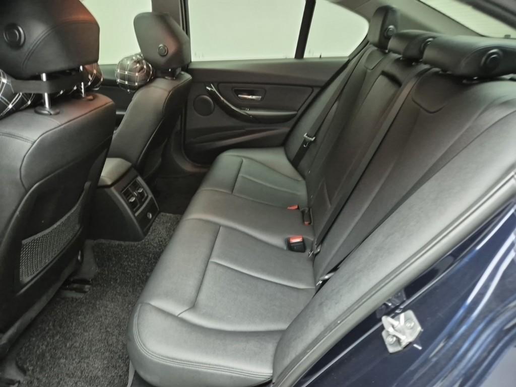 BMW 3 series 2016 Azul - Importación desde Corea - HF Imports Iquique - Foto 13