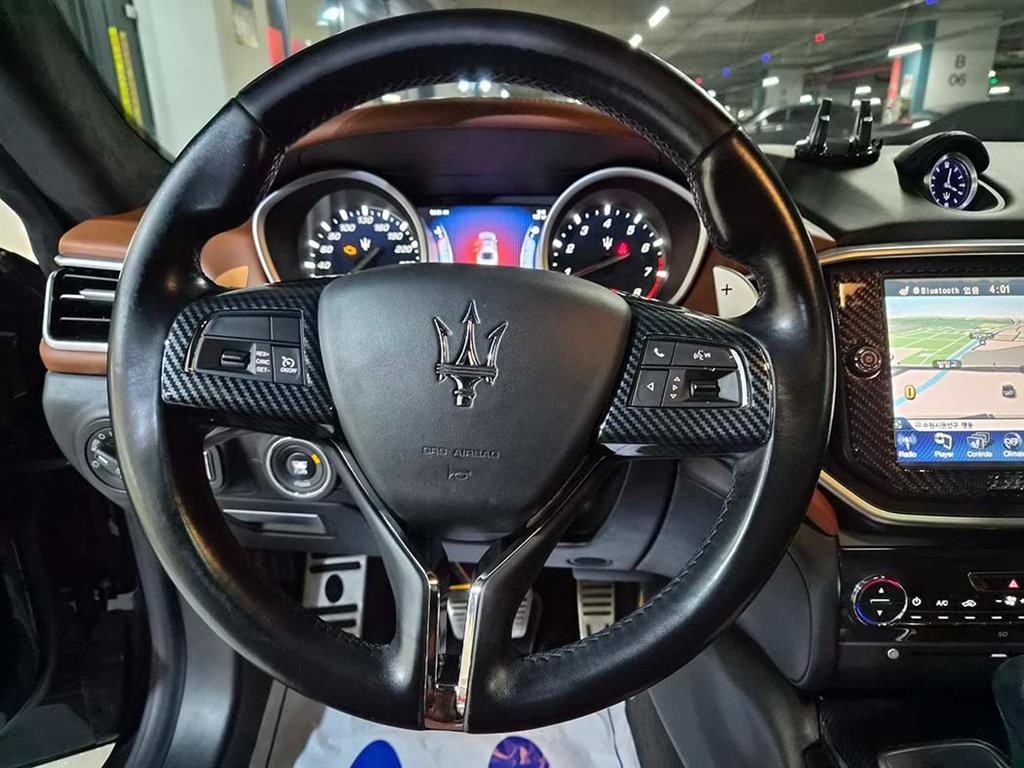 Maserati Ghibli - Vista 8