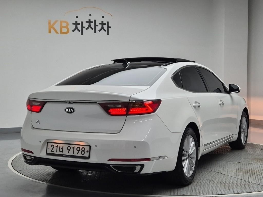 KIA K7 - Vista 3