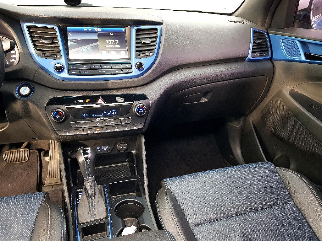 HYUNDAI Tucson - Vista 9