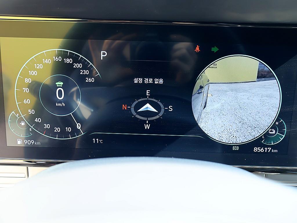 HYUNDAI Grandeur - Vista 11