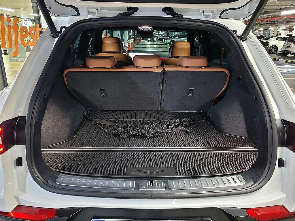 Genesis GV70 2025 Blanco - Importación desde Corea - HF Imports Iquique - Foto 16