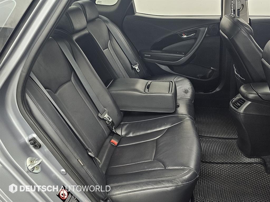 HYUNDAI Grandeur - Vista 12