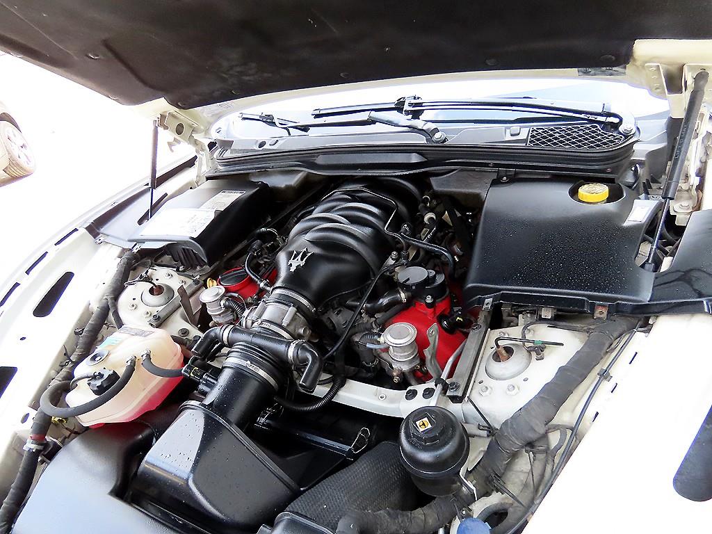 Maserati Gran Cabrio 2012 Blanco - Importación desde Corea - HF Imports Iquique - Foto 19