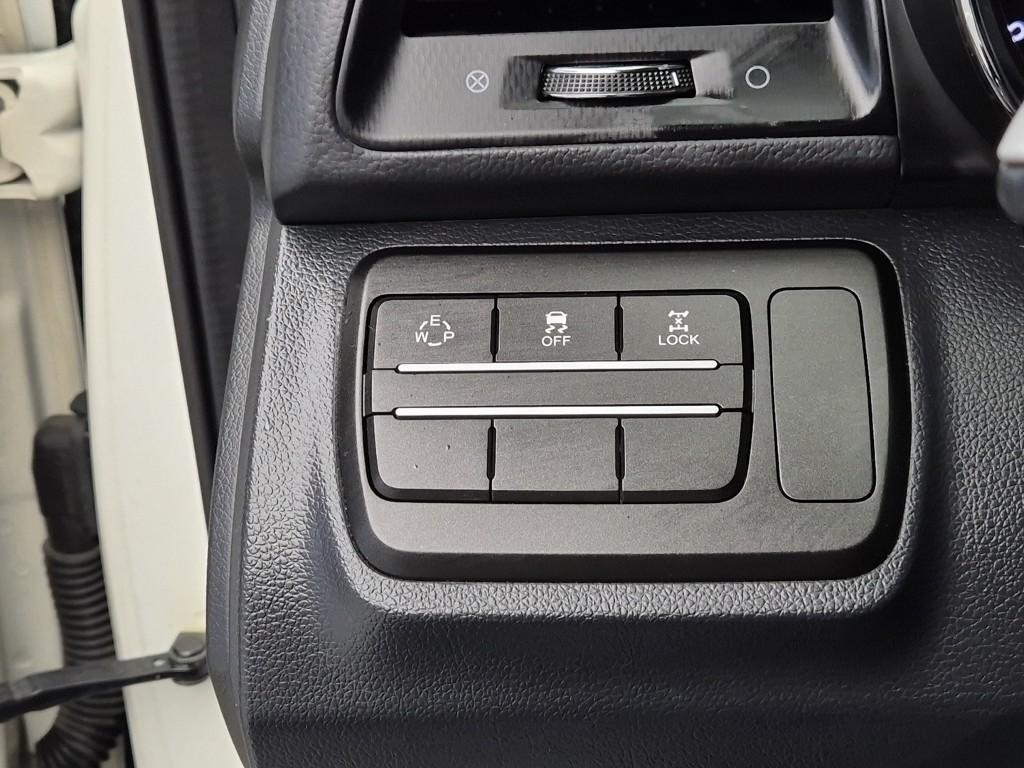 Ssangyong Tivoli 2018 Blanco - Importación desde Corea - HF Imports Iquique - Foto 16