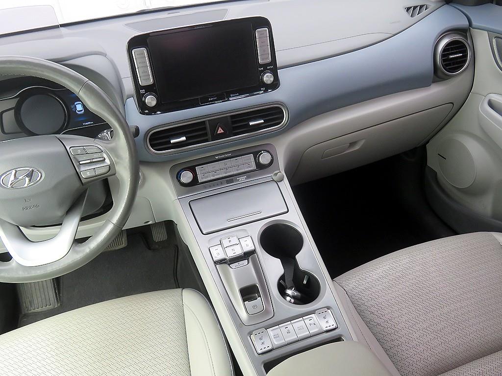 HYUNDAI Kona - Vista 11