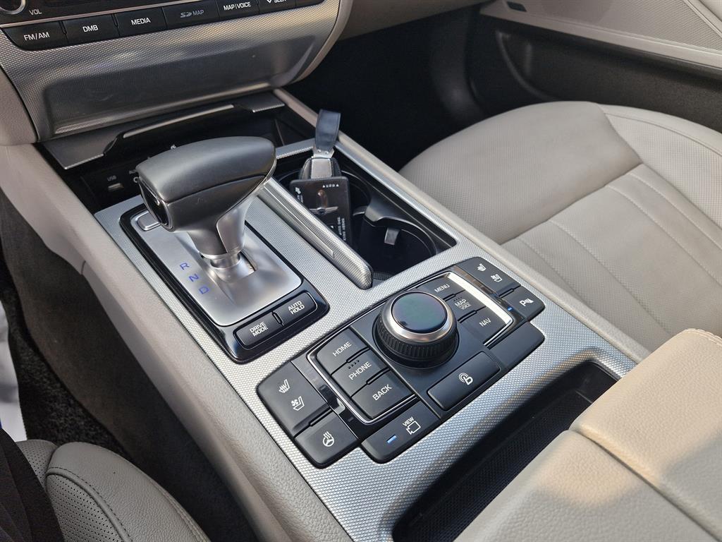 Genesis G80 - Vista 11