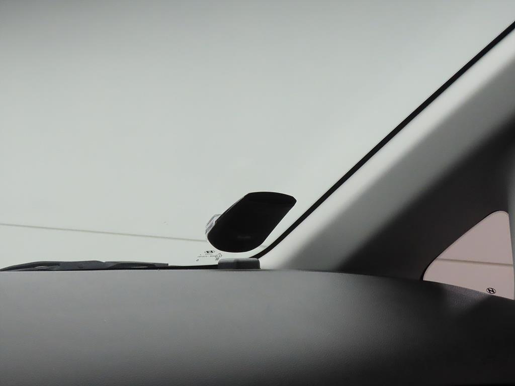 HYUNDAI Staria 2024 Negro - Importación desde Corea - HF Imports Iquique - Foto 16