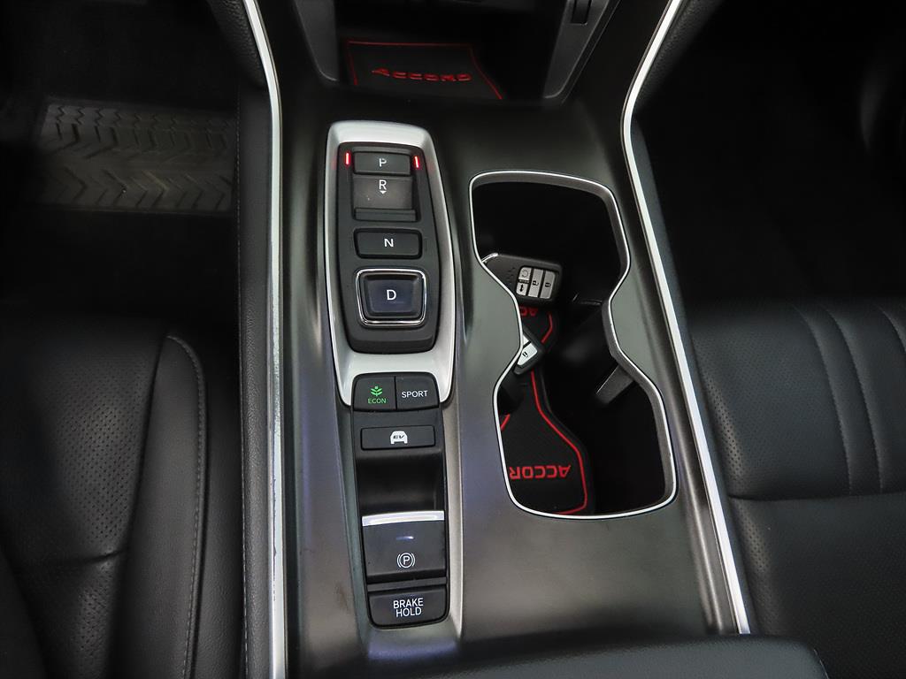 Honda Accord - Vista 10