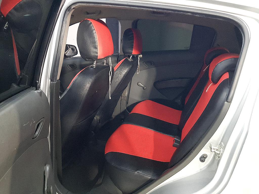 Chevrolet Spark - Vista 8